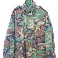 ราคา Jacket M65 Woodland ของแท้สภาพสวยงามเข้มๆผ้าหนานิ่มตามรูป Size Medium-Regular ไหล่ 20 นิ้ว รอบอก 46 นิ้ว ไหล่ปลายแขน 24.5 นิ้ว คอชายเสื้อ 31 นิ้ว Vายถูกตัวละ 1150 บาท (1732382438974916440)