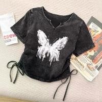 ราคา เสื้อยืดแขนสั้น สไตล์อเมริกัน ทรงหลวม เหมาะสำหรับนักเรียน พิมพ์ลายผีเสื้อและดอกไม้ ลาย ทหาร คลุมผ้า ไทย คลุมผ้า ไทย เข้า รูป tech jacket girlfriend ยี (1732182220416780466)