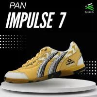ราคา PAN IMPULSE 7 รองเท้าฟุตซอลตัวท็อปหนังจิงโจ้ มีถุงและเชือกสำรองแถม (1732314211842032640)