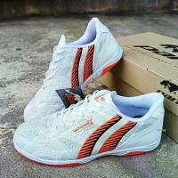 ราคา จัดส่งที่รวดเร็ว รองเท้าฟุตซอลเด็ก PAN รุ่น VIGOR X THUNDER JR. รหัส PF-14PA (1731545320201029245)