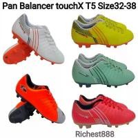 ราคา PAN BALANCER TOUCH X T5 2023 PF151B รองเท้าฟุตบอลเด็กแพน สตั๊ดเด็กแพน ราคา 850 บาท (1732335395915990268)