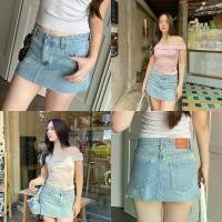 ราคา billie denim skirt by Duex Studio กระโปรงยีนส์สั้นทรงเอวต่ำกำลังดี (1731753268268991549)