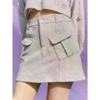 ราคา [Pomelo] กระโปรงสั้นผ้าเกล็ดปลาแต่งดีเทลกระเป๋า / French Terry Mini Skirt with Pocket Detail (1730324898661501019)