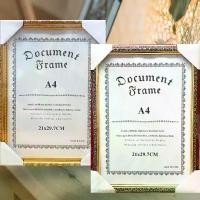 ราคา 【ส่งฟรี】 กรอบรูปA4（กระจก）สีทอง สีไม้ กรอบรูปขนาดA4 กรอบรูปตกแต่งบ้าน ใส่รูปขนาด21cm*29.7cm แนวนอนแนวตั้งได้แขวนได้ (1732063237014456031)