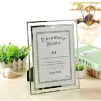 ราคา [พร้อมส่ง] กรอบใส่รูป กรอบรูปคริสตัล กรอบรูปกระจก กรอปรูปมินิมอล ปรับแนวตั้งและแนวนอนได้ กรอบรูปA4 ขอบเงิน ขอบทอง (1732387278197654746)