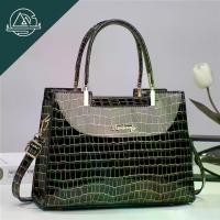 ราคา COD H0104 กระเป๋าถือ พร้อมส่ง กระเป๋าสะพายข้าง ผญ แฟชั่นผู้หญิง 12 นิ้ว กระเป๋าสามช่อง หนังแก้ว หนังมันวาว ลายหนังจระเข้ หูหิ้ว PU หนังเคลือบTikTok (1731852031298078181)