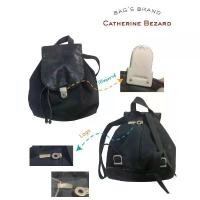 ราคา กระเป๋าเป้ สะพายไหล่ Catherine Bezard สีดำ มือสอง (1732283657722365123)