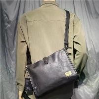 ราคา กระเป๋าสะพายข้างผู้ชาย แฟชั่นเกาหลีและญี่ปุ่น สไตล์ลำลองและเรียบง่าย กระเป๋าสะพายข้าง แบรนด์อินเทรนด์ เหมาะสำหรับชายหนุ่ม กระเป๋าเป้ (1730374682816318334)