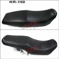 ราคา เบาะเดิม KR150 เก่า (ท้ายแบน) // KR150-R (ท้ายเป็ด) โครงพลาสติก UPS คําแนะนําผลิตภัณฑ์ใหม่ของเดือนนี้ ฝา ครัชมือ 110 หลีด 125 แต่ง ชุบน๊อต ชาม ปรับองศา ชุด สี บังลม ขาว มุก (1732141167013496763)