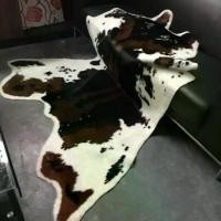 ราคา พรมวัว สไตล์เตียง & ที่พักพิง เลียนแบบหนังวัว ทำจากหนังทั้งชิ้น เหมาะสำหรับปูพื้น เสื่อเก้าอี้ พรม เทาเข้ม（80x160cm） พรม เสื่อ และพรมหนา ผ้าม่าน ลาย คุโร มิ (1731505732498064869)