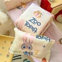 ราคา ชุดเครื่องนอนอนุบาล วัสดุผ้าฝ้ายแท้ทั้งหมด ดีไซน์ Zootopia ชุดสามชิ้น เหมาะสำหรับจูเนียร์ การลงทะเบียน ชุดเครื่องนอนเด็กงีบหลับ ชุดหกชิ้น ผ้าห่ม พระพุทธรูป muji หมอน tpe สั่ง (1732030232881890489)
