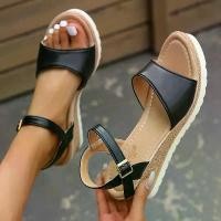 ราคา รองเท้าแตะส้นเตารีด เบา สำหรับผู้หญิง ฤดูร้อน 2023 สายรัดหัวเข็มขัด รองเท้าแตะแพลตฟอร์ม พื้นหนา กันลื่น รองเท้าแตะลำลอง Mujer (1730201266393483744)