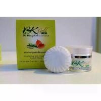 ราคา ของแท้ 100% เซตครีมโบบงกชโกลด์*ชุดใหญ่ เครื่องแต่งหน้าของอายุ 13 เซ็ต อุปกรณ์ สักลาย (1732044057609405512)