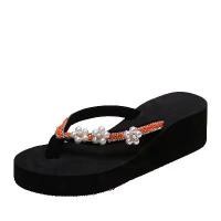 ราคา รองเท้าแตะ แฟชั่นฤดูร้อนของผู้หญิง รองเท้าแตะกลางแจ้งอเนกประสงค์ รองเท้าแตะริมทะเล รองเท้าแตะชายหาด แพลตฟอร์มลายดอกไม้ ใหม่ในปี 2568 รองเท้า ผู้หญิง ผู้ หญิง holster แท้ ไร้ เชือก หม่ํา วิ้ง ดอกบัว (1