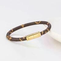 ราคา สร้อยข้อมือเชือกหนัง สไตล์วินเทจ สร้อยข้อมือ Bestie สไตล์คู่รัก สไตล์เกาหลี แม่เหล็ก บุคลิกภาพ แบรนด์อินเทรนด์ Unisex เหมาะสำหรับนักเรียน สร้อยข้อมือคลาสสิก (1731576261888149011)