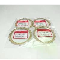 ราคา แผ่นครัช ผ้าคลัทช์ 1ชุด 4แผ่น HONDA ดรีม125 เวฟ125อาร์ เวฟ125หัวเถิก เวฟ125 บังลม รุ่นสตาร์ทเท้า รหัส KPH+3 โคมไฟ 110 (1732119414207186371)