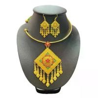 ราคา Accessories เครื่องประดับชุดไทย ชุดล้านนา ชุดสร้อยคอพร้อมต่างหู สีทอง รมดํา เงิน (1732306745384863380)