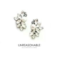 ราคา ต่างหู มุกแก้ว ต่างหูคลิป ต่างหูก้านเงินแท้ น้ำหนักเบา สวยใส่สบาย UA0598-01 Unreasonable Accessories (1731978319924790884)