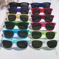 ราคา แว่นกันแดดพลาสติก, สไตล์รูเล็ก ๆ , การออกแบบรูเข็ม, ขายร้อน, สไตล์เมล็ดข้าว, บรรเทาแว่นตาสายตาสั้น, ช่วยในการรักษา astigmatism, สายตาสั้น, และ strabismus, บรรเทาความเมื่อยล้าของด (1732306229299480171)