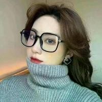 ราคา แว่นตาคอมพิวเตอร์ป้องกันแสงสีฟ้า มาใหม่ สไตล์ย้อนยุคและดาราอินเทอร์เน็ต แฟชั่น กรอบสีดำ กรอบใหญ่ แว่นธรรมดา อินเทอร์เน็ตคนดัง sunglasses option กระจก สะท้อน แสง ใส่ เครื่อง บิน o (1732246758589892088)