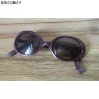 ราคา แว่นกันแดด Vintage Guess Sunglasses Size 48/12 128mm สีม่วงเข้ม (1732069901666781036)