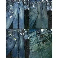 ราคา (ของแท้) Stradivarius D92 กางเกงยีนส์ ทรงกระบอกเล็ก มีหลายสี ลดราคาร้อนแรงประจำเดือนนี้ (1732262195618088682)