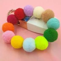ราคา ปลอกคอสัตว์เลี้ยง ลูกบอลปอมปอมผ้ากำมะหยี่ยางยืด ตกแต่งผมดอกไม้สีรุ้ง สร้อยคอผูกโบว์สุนัข เหมาะสำหรับแมวและสุนัข อุปกรณ์กรูมมิ่งสัตว์เลี้ยง ปลอกคอ สัตว์เลี้ยง ปลอก คอ (1731677151289641718)