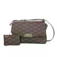 ราคา HOW กระเป๋าสะพาย ทรง CROSSBODY รุ่น HHH0652 (1732253501697066410)