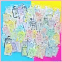 ราคา riceshop1669 ความคงทน พวงกุญแจ Sanrio พวงกุญแจใส่รูป พวงกุญแจใส่บัตร Sanrio keychain (1730802861122488791)