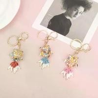 ราคา พวงกุญแจรถสไตล์จีน, พลอยเทียมปลาคราฟนำโชค, สำหรับผู้หญิง, พวงกุญแจโลหะ, จี้กระเป๋า, ของขวัญธุรกิจ, คอลเลกชันผู้คน 45000, แหวนพวงกุญแจ, ขายส่ง f1 keychains bling bling keychain (1732047489386776797)