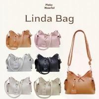 ราคา (Pinky Bag) "Linda Bag " กระเป๋าสะพายแบบ Cross Body สายปรับระดับได้ (1732433913559221521)