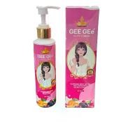 ราคา จีจี้ ไวท์เทนนิ่ง บีบีบอดี้โลชั่น GEE GEE WHITENING BB BODY LOTION (1731475739096942923)