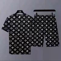 ราคา 101 HOME ชุดเซ็ตผู้ชาย เสื้อยืดแขนสั้น กางเกงวอร์มขาสั้น เสื้อผ้าแฟชั่นผู้ชาย สไตล์เกาหลี เสื้อยืดคอกลม+กางเกงขาสั้น (1732425956250650007)
