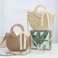 ราคา กระเป๋าสะพายข้าง ขนาดเล็ก ดีไซน์เรียบง่าย กระเป๋าทอฤดูร้อน ริบบิ้นกลวง กระเป๋าฟาง กระเป๋าถือผู้หญิง แฟชั่น charles keith กระเป๋า ร้าน ขาย พาแนล lv chocolate bag marne กระเป (1731765584121660894)