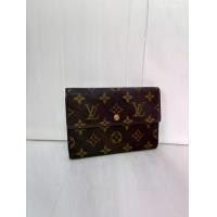 ราคา สินค้ามือสอง Louis Vuitton trifold Wallet Monogram Dc00 (1732424145702389256)