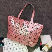 ราคา กระเป๋าลายฉลุ, กระเป๋าสตรี, กระเป๋าถือเพชรเรขาคณิต, กระเป๋าสะพายไหล่, ทันสมัย, พับได้, กระเป๋าสุภาพสตรี, อินเทรนด์, ของขวัญในอุดมคติ, ใหม่ในปี 2025, ผลิตในญี่ปุ่น 20 biggie bag (1731945548061771209)