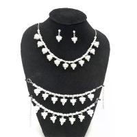 ราคา Vintage jewelryสร้อยคอไทยโบราณ ประดับชุดไทย ชุดแต่งงานโบราณ สร้อยคอลูกปัด สินค้าดี (1731932404369622964)