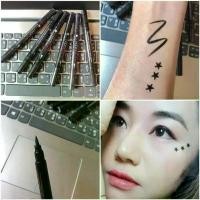 ราคา COD HUDA Beauty อายไลเนอร์ปั๊มดาว 2 in1 EYELINER กันน้ำหัวเมจิกเขียนง่าย (1732264148313474939)