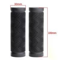 ราคา ที่จับแฮนด์บาร์จักรยาน ด้ามจับ สำหรับ MTB จักรยานเสือภูเขาและสกู๊ตเตอร์ สีดำ ยางนอกจักรยานไฟฟ้าป้องกันการระเบิด จักรยาน ทรง เชง bike จักรยาน อากาศ 2 stroke bicycle fixie จัก (1732114192973071465)
