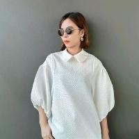 ราคา เสือคอปก VOLUME SLEEVE BLOUSE เสื้อแขนพองบอลลูน ดีไซน์ปกคอบัว ผ้ามีเทคเจอร์ แมทซ์ท่อนล่างเรียบๆ ดูดีมีสไตล์สุดๆ 2สี ขาว ดำ (1732172103021462562)