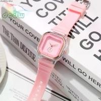 ราคา นาฬิกาลินlynผู้หญิง นาฬิกาข้อมือซิลิโคนพร้อม Rhinestone Decor Solid Jelly Square นาฬิกาสําหรับ Unisex ข้อมือ (1731906425450169782)