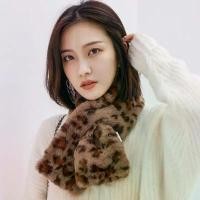 ราคา ผ้าพันคอเฟอร์ลายเสือ ส่งจากไทย แนะนำ oh my scarf ขนเฟอร์คลุมไหล่ ผ้าพันคอกันหนาว ผ้าคลุมไหล่ เฟอร์คลุมไหล่ ผ้าคลุมไหล่กันหนาว ผ้าโพกหัว สยาม ชุดหมีกันหนาวผู้ใหญ่ ผ้าผูกเอว ผ้าคล (1731615733654849617)