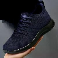ราคา รองเท้าผู้ชาย สไตล์ใหม่ วัสดุโพลียูรีเทน น้ำหนักเบา รองเท้ากีฬา วัสดุตาข่ายบิน ระบายอากาศ ปลอดกลิ่น เหมาะสำหรับชุดลำลอง รองเท้า พละ พื้น ม่วง sneakers thailand รองเท้า แฟชั่น (1732245822644454769)