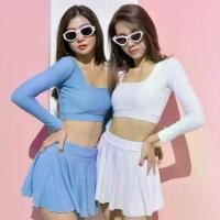 ราคา ชุดว่ายน้ำผู้หญิง Alohaswimwear รุ่น Alitar ครอปแขนยาวและกระโปรงเอวสูง สไตล์มินิมอล - Swimsuit (1730742765256805311)