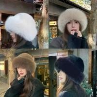 ราคา Fury Beanie - หมวกบินนี่ขนเฟอร์กระต่ายเทียม แนะนำ (1731585044231915323)