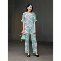 ราคา ปรับราคาลง!! 2MUAY รุ่น GJO2129-9 / GJO3455-9 เซ็ตพลีทคุณภาพ BATWING SLEEVE PRINTED TOP WITH PANT PLEATED SET 2 สี FREE SIZE (1729731600675081007)