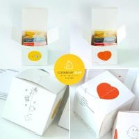 ราคา [COD] Cookies by Jeab: Cute Cube คุ้กกี้เม็ดมะม่วงฯ ข้าวโอ๊ต และช็อคโกแลตชิพ ในกล่อง Cube เล็ก 2 สี เหลือง และแดง (1731755160117413744)