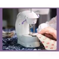 ราคา จักรเย็บผ้า ปัตตาเลี่ยนMini Sewing Machineจักรเย็บผ้าขนาดเล็ก จักรเย็บผ้าขนาดเล็ก พกพาสะดวก (สีม่วง) แถมฟรีอุปกรณ์เย็บผ้า ประหยัดไฟ จักรพกพา แม็กเย็บผ้า (1732271089327965821)