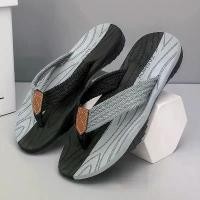 ราคา รองเท้าแตะผู้ชาย รองเท้าแตะฤดูร้อน 2022 เทรนด์แฟชั่นใหม่ พื้นหนา กันลื่น ทนต่อการสึกหรอ รองเท้าแตะชายหาดลำลอง briken stocks รองเท้า baoji รองเท้า baoji sepatu นิวบาลานซ์ นิวบาล (1731982726706857130)