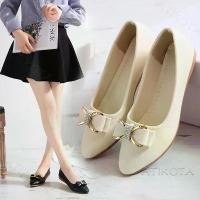 ราคา Rhi Pointed Flats, Atikota, สำหรับผู้หญิง, แฟชั่น, รองเท้าเดี่ยวทำงานปากกว้าง, สำหรับสุภาพสตรี รองเท้า แมรี่เจน camper flat shoes (1731968400263580292)